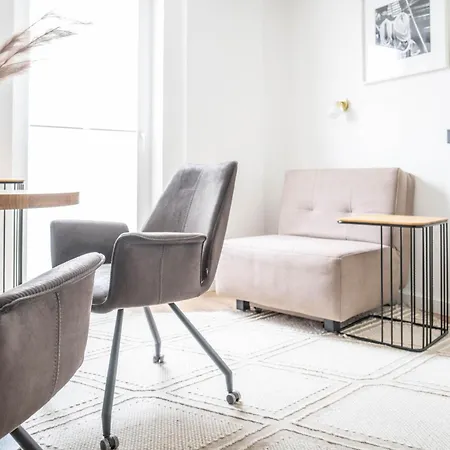 Apartment Johouse 13